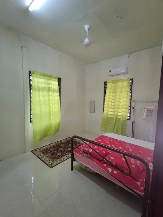 HOMESTAY BUDGET UMMI, SELISING, PASIR PUTEH Picture 3