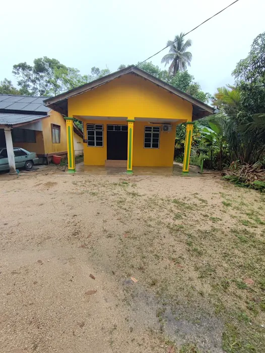 HOMESTAY BUDGET UMMI, SELISING, PASIR PUTEH Picture 10
