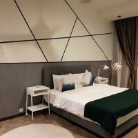 Expressionz Professional Suites By Trivaa ico