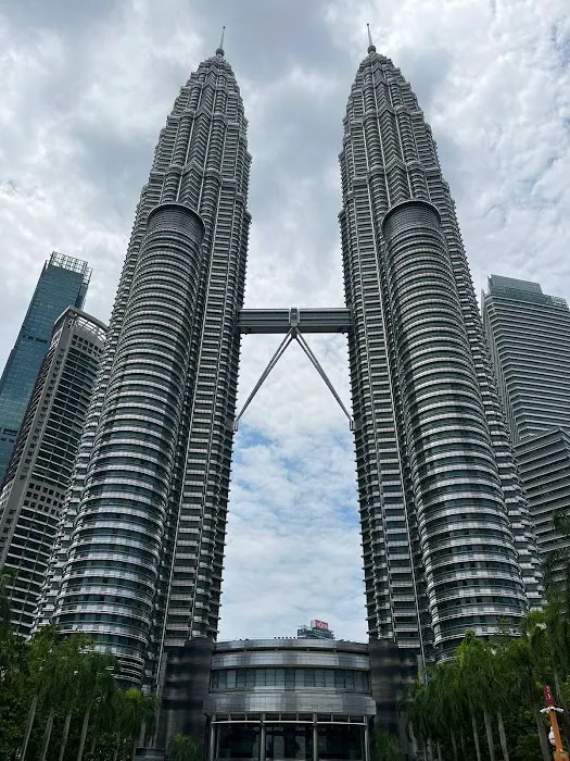 Expressionz KLCC by Wodages Picture 1