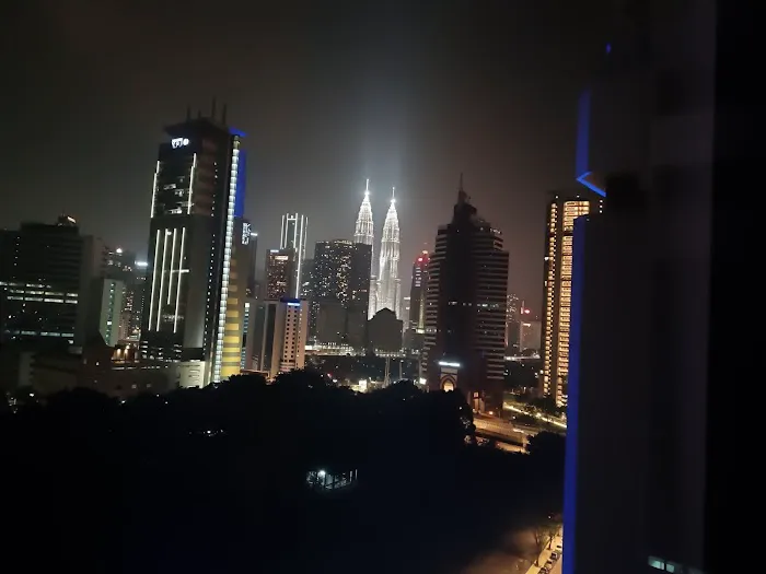 Expressionz KLCC by Wodages Picture 8