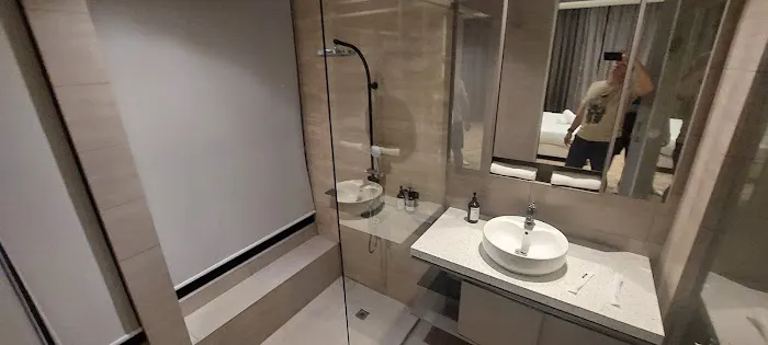 OYO Home 471 Expressionz Suites 1BR Picture 10