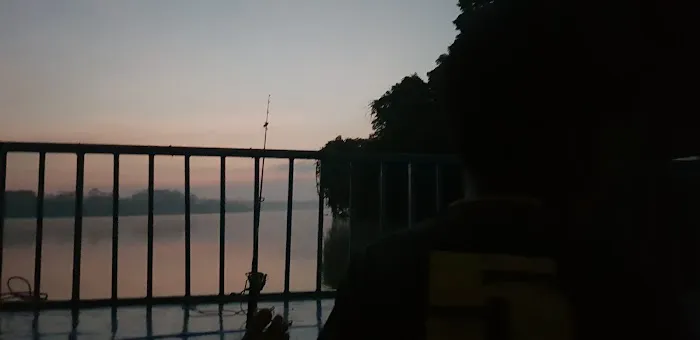 Rumah Rakit Kampung Mambang Picture 6