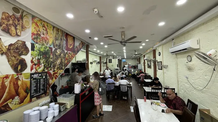 Paradise Hotel Picture 4