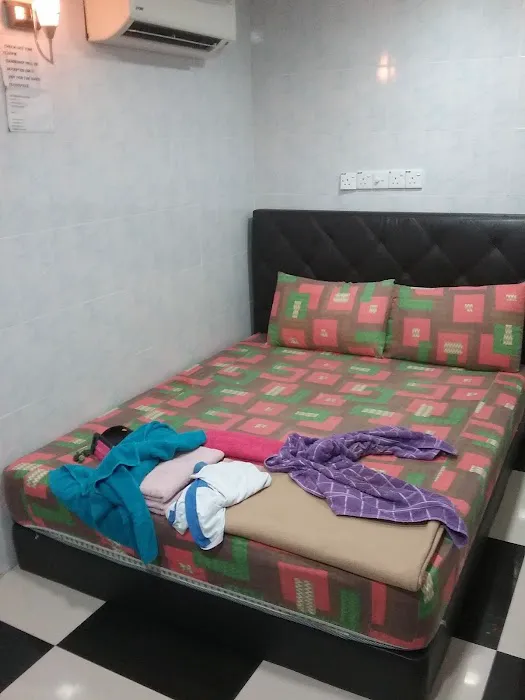 Bukit Beruntung Business Hotel Picture 4
