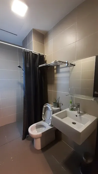 Aldridge Residence Homestay @EMIRA Residence Picture 4