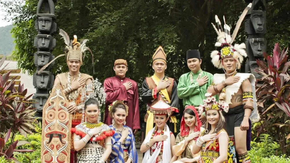 Discover Authentic Cultural Village Tours in Sarawak for an Unforgettable Borneo Experience