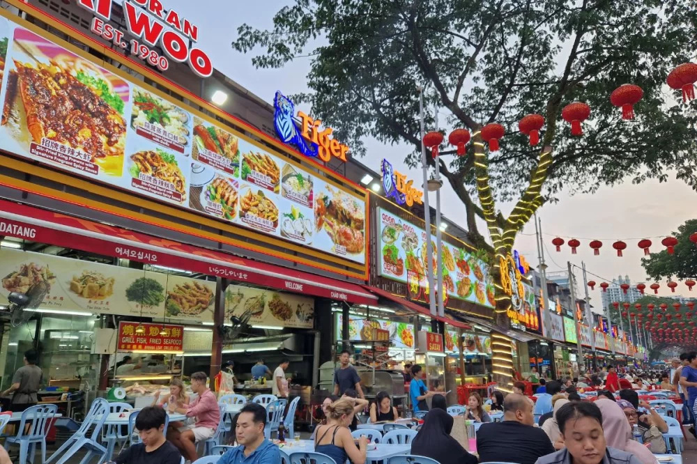 Best Halal Food Street Markets in Malaysia: A Culinary Journey
