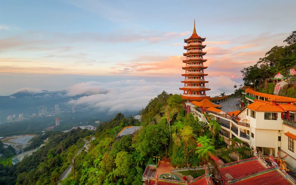 Discover Stunning Scenic Viewpoints in Genting Highlands for Breathtaking Views