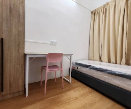 UTAR Student Hostel - Affordable Room Rental/Hostel (Room Plus Hostel)