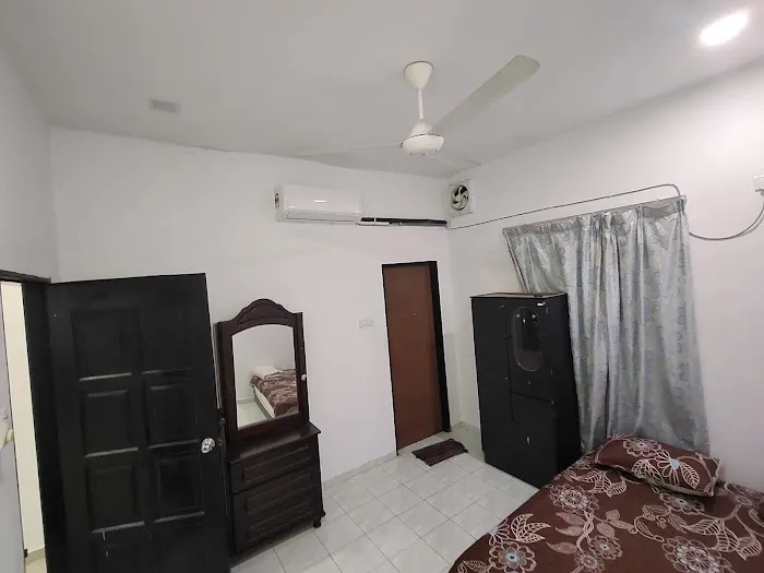Homestay Indera Sempurna 3 bilik Aircond Picture 1