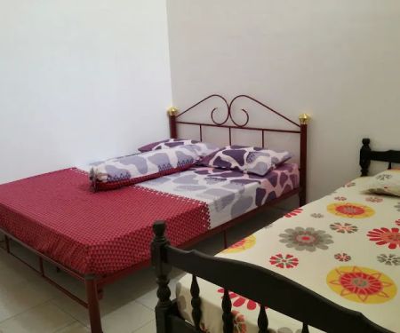 Hasimah Guest House Indera Sempurna