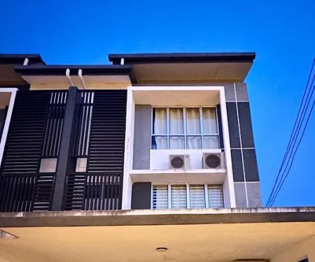 JASON HOMESTAY