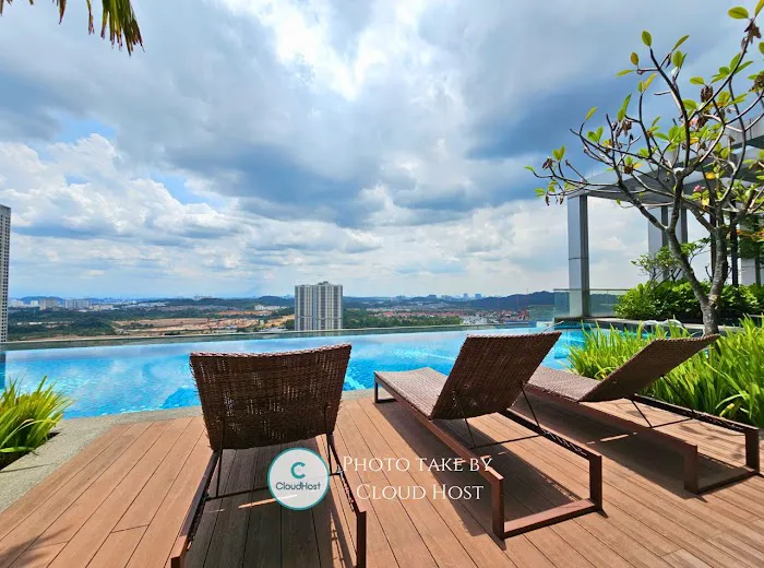 Cloud Host Homestay @ REVO Pavilion Bukit Jalil Picture 6