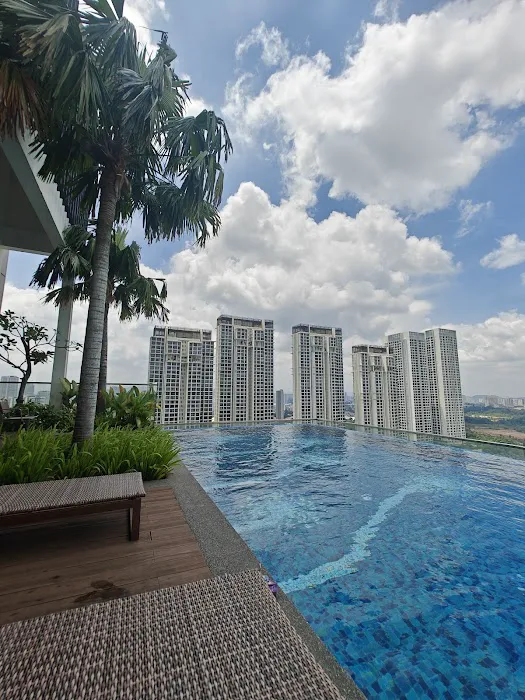 Revo Aurora Pavilion Bukit Jalil @ NOONA Picture 2