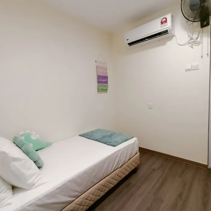 SCC CO LIVING ACCOMMODATIONS Picture 7