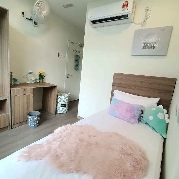 SCC CO LIVING ACCOMMODATIONS Picture 8