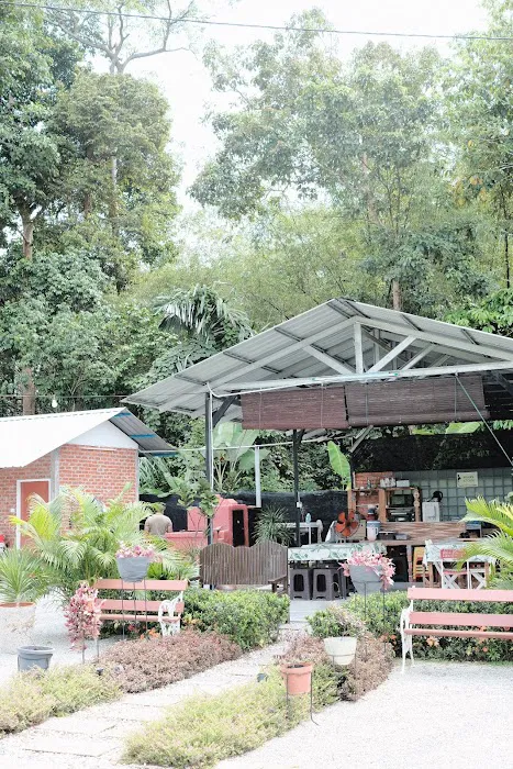 SegiTiga Hut Picture 1