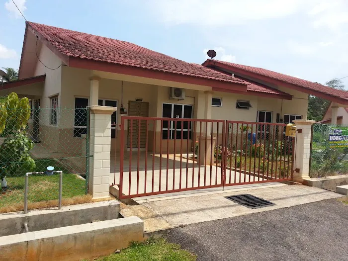 E-Man Homestay Felda Chini Picture 1