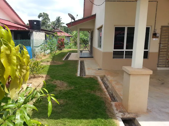 E-Man Homestay Felda Chini Picture 2