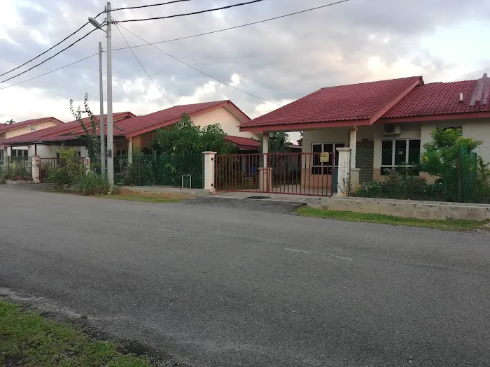 E-Man Homestay Felda Chini Picture 5