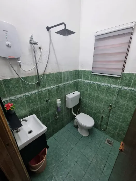 Alima Homestay Picture 2