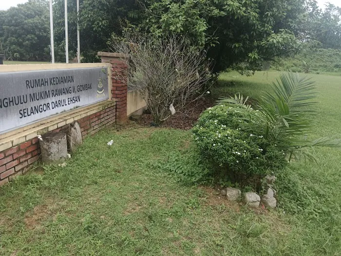 kediaman rasmi penghulu mukim kuang Picture 2