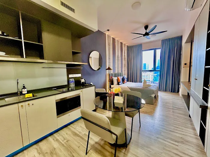 Millerz Square by Mana-Mana Suites Picture 6