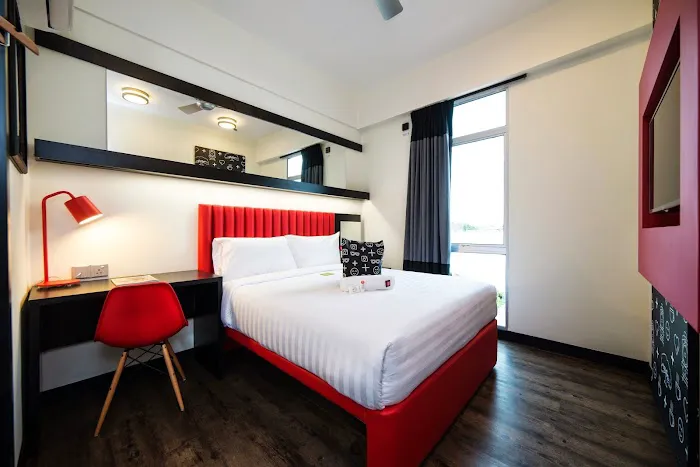 Tune Hotel Picture 3