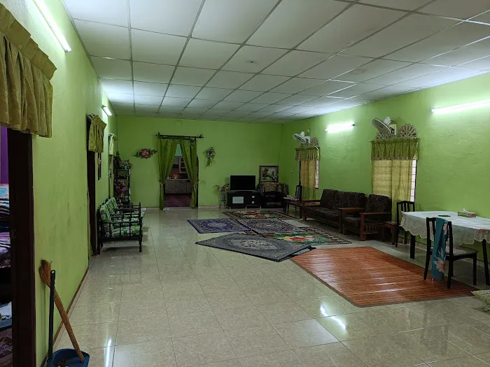 homestay ibu Picture 5