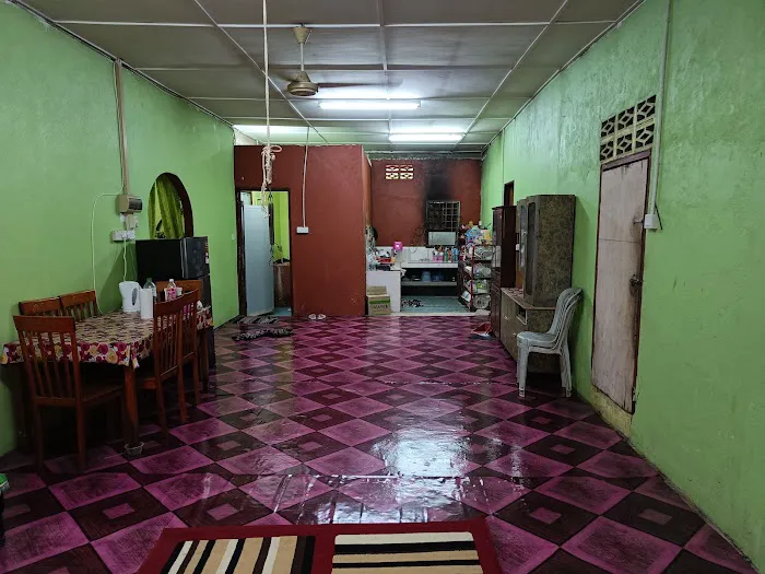 homestay ibu Picture 2