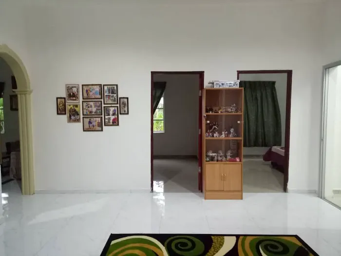 cik tini's homestay Picture 9