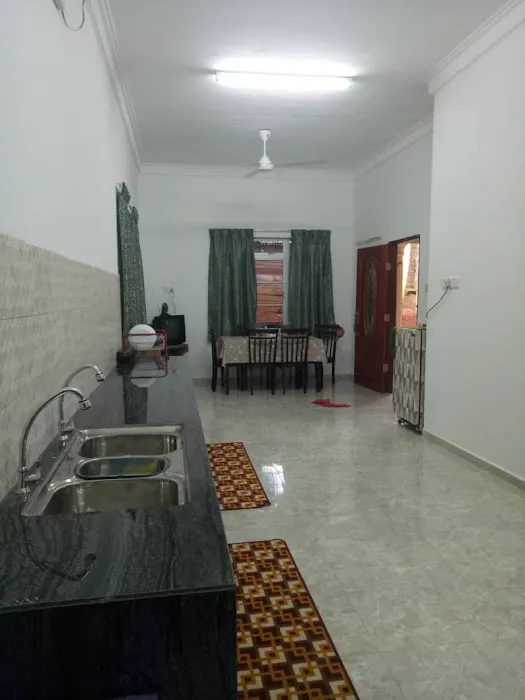 cik tini's homestay Picture 4