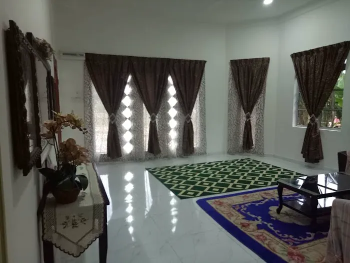 cik tini's homestay Picture 5