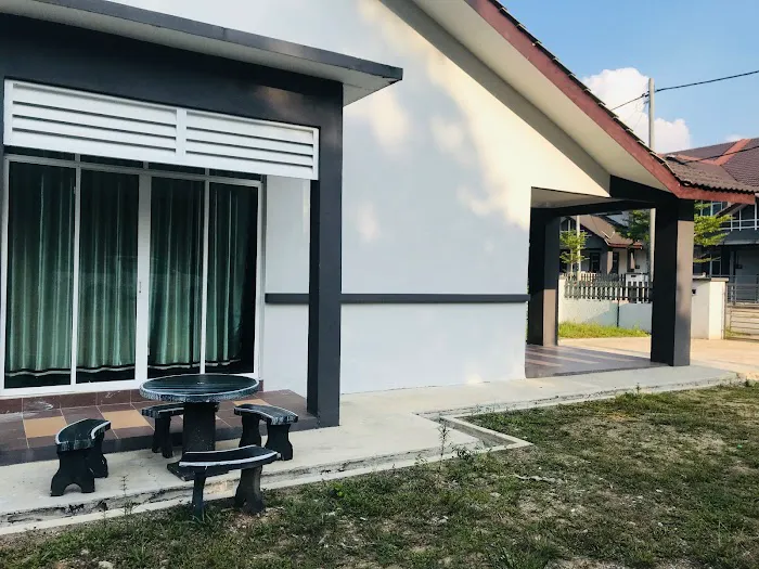 Homestay Ayer Puteh @ Jeli - Private Swimming pool, Wifi/Netflix/Astro/YouTube Premium Picture 10