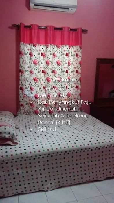 NUR HOMESTAY BDR PUNCAK ALAM Picture 3