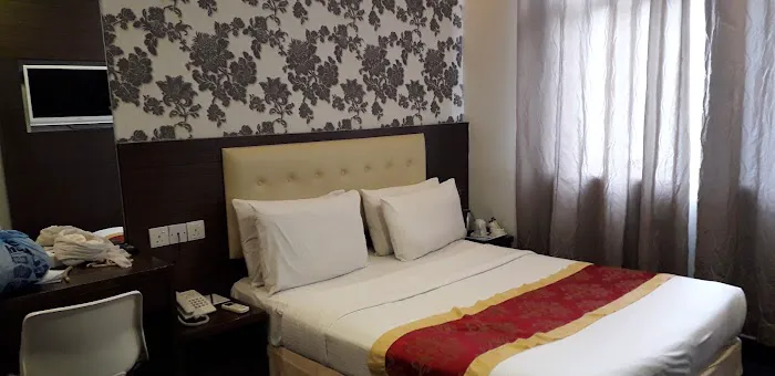 Springz Hotel Picture 2