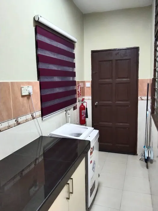 QAIREEN HOMESTAY Picture 6