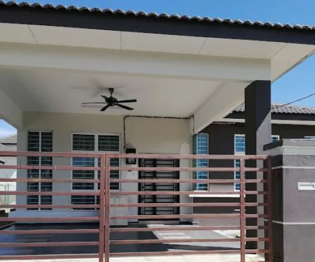Homestay D'Senimas
