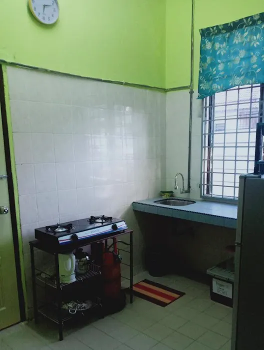 Fazniy Guest House Jertih Picture 4