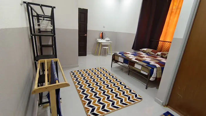 Annur Homestay Besut Picture 4
