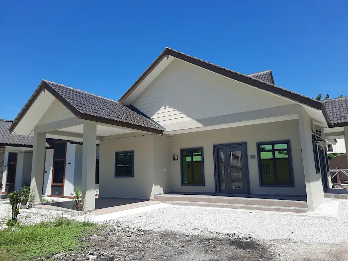 HOMESTAY ALMI JENJAROM Picture 1