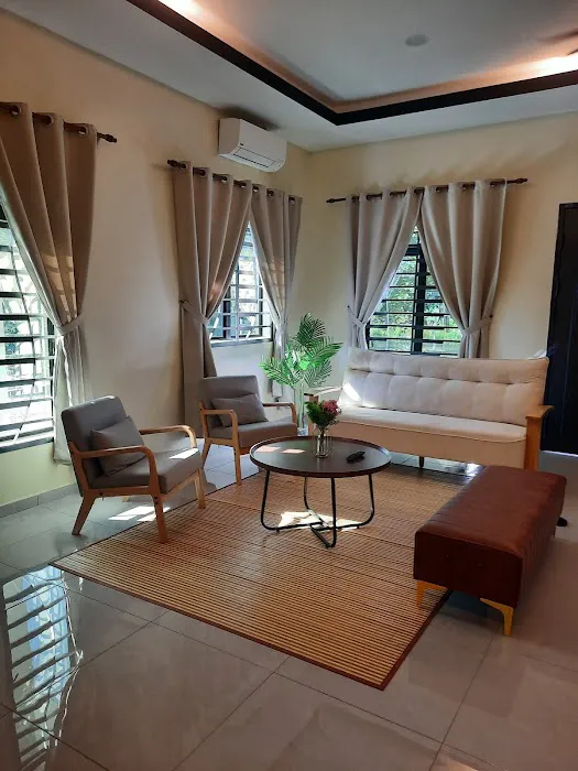 HOMESTAY ALMI JENJAROM Picture 5