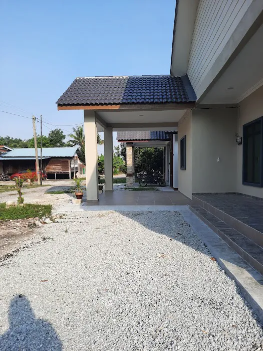HOMESTAY ALMI JENJAROM Picture 3
