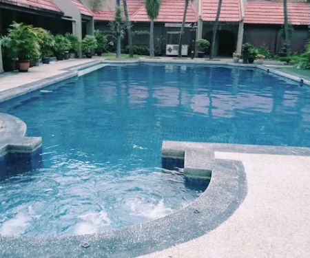 Shahs Village Hotel