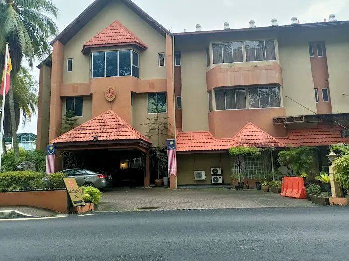 Shahs Village Hotel Picture 3
