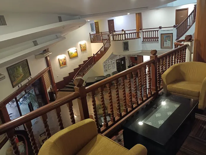 Shahs Village Hotel Picture 4
