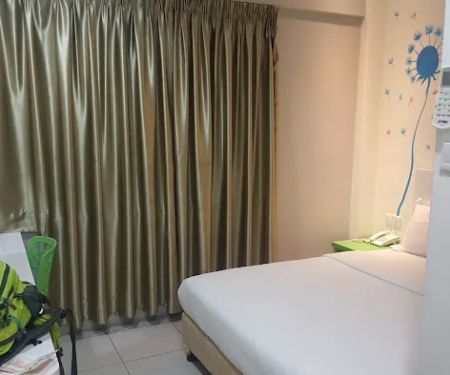 Hotel Strawberry Fields