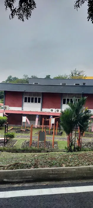 Kolej Tun Dr Ismail (KTDI) UPM Picture 1