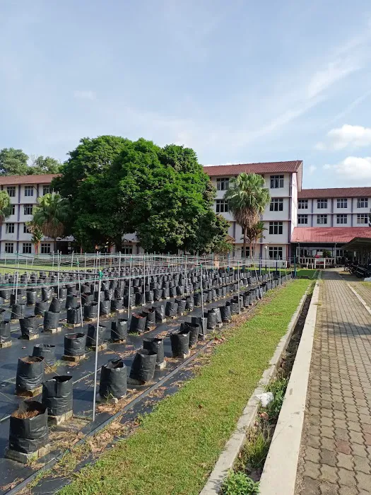Kolej Tun Dr Ismail (KTDI) UPM Picture 2